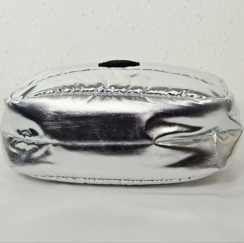 Moncler Parfums Metallic Silver Quilted Cosmetic Travel Pouch GWP NWOT